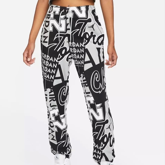 NWT Jordan all over print joggers with pockets for women size 1X - Picture 3 of 7